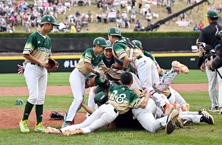 ESPN برای مسابقات MLB Little League Classic از «استریم جایگزین با حضور بازیکنان سابق» استفاده آزمایشی می‌کند