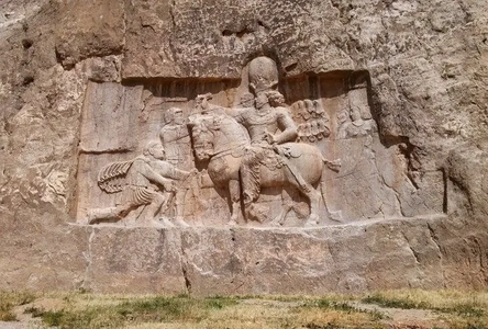 پاسخ قالیباف به یاوه‌گویی وزیر خارجه آمریکا: زانو خواهید زد!
