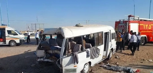 حادثه رانندگی در اردکان یزد یک کشته و ۱۱ مجروح برجا گذاشت