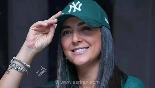 هدی زین‌العابدین با استایل اسپرت در اکران «اسکورت» حضور یافت