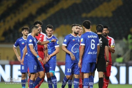اعتراض باشگاه استقلال به ضربه کنعانی‌زادگان به آقاسی در دیدار با پیکان