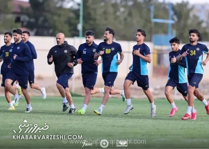 ادای احترام باشگاه سپاهان به شهدای دانش‌آموز و شهید مجتمع فولاد مبارکه در آستانه دیدار با چادرملو