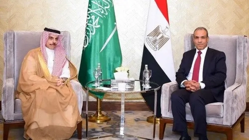 گفت‌وگوی تلفنی وزرای خارجه مصر و عربستان درباره تحولات منطقه