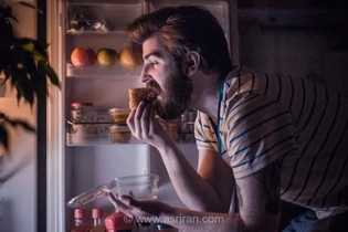 هوس شبانه تنقلات؛ علت و راهکار ۴ مرحله‌ای متخصص تغذیه