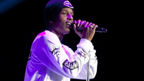 بورسیه تحصیلی کامل چهار ساله از A$AP Rocky برای دانشجویان