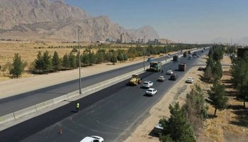عملیات روکش آسفالت ۴۰۰ کیلومتر از راه‌های کرمانشاه انجام شد