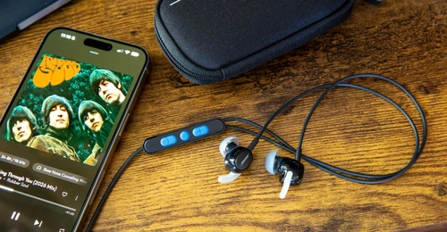 بازگشت هدفون‌های سیمی: بررسی هدفون‌های نویزکنسلینگ Bose