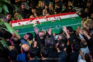وداع با همسر شهید رهبر معظم انقلاب در مدرسه فرهنگ
