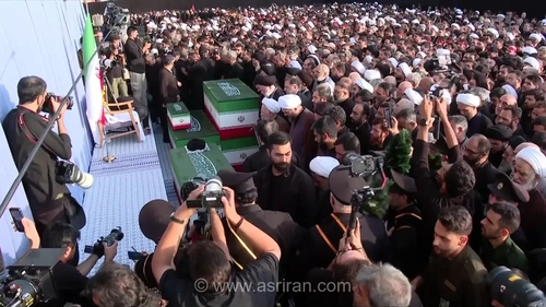 فیلم کامل اقامه نماز بر پیکر رهبر شهید انقلاب در مسجد جمکران