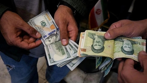 قیمت دلار امروز ۵ مهر با احتیاط رشد کرد