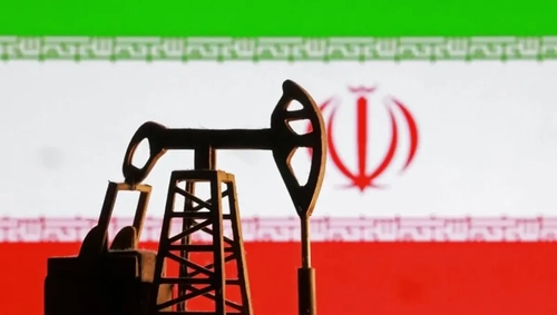 افزایش ۲۸۵ هزار بشکه‌ای ظرفیت تولید روزانه نفت ایران