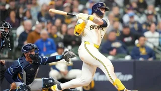 نحوه تماشای سریال جهانی MLB 2026: تامپا بی شرز ریزز در برابر میلواکی بروزرز آنلاین رایگان