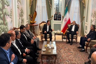 توسعه همکاری‌های اقتصادی قزوین با روسیه در اولویت؛ دیدار استاندار با سفیر