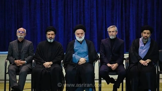 چهره‌های سرشناس کشور در مصلای تهران گرد هم آمدند (+عکس)
