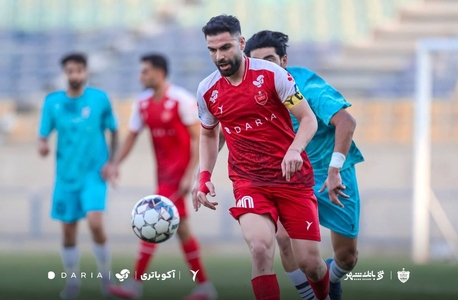 شکست پرسپولیس در دیدار تدارکاتی برابر چادرملو