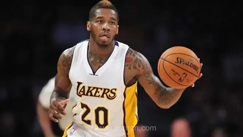 بمب نقل‌وانتقالاتی استقلال؛ مذاکره جدی با ستاره سابق NBA و پوینت‌گارد فصل گذشته کاله مازندران