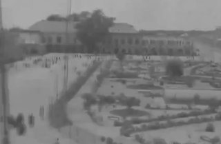 تصویر کمیاب از میدان توپخانه تهران در سال ۱۳۰۶