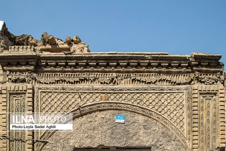کشف ۱۴۲ شیء تاریخی در برخوار اصفهان و دستگیری سه نفر