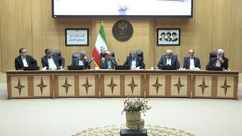 استاندار گیلان: رفع موانع تجارت و سرمایه‌گذاری برای حمایت از بخش خصوصی ضروری است