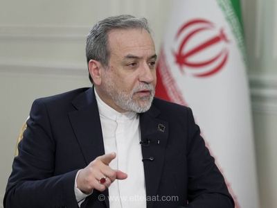 رسانه آمریکایی: عراقچی برای رایزنی درباره تنگه هرمز به عمان سفر می‌کند