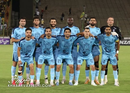 پوستر دیدار چادرملو و استقلال به یاد منصور پورحیدری