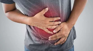 تفاوت یبوست و انسداد روده: نشانه‌ها و تشخیص