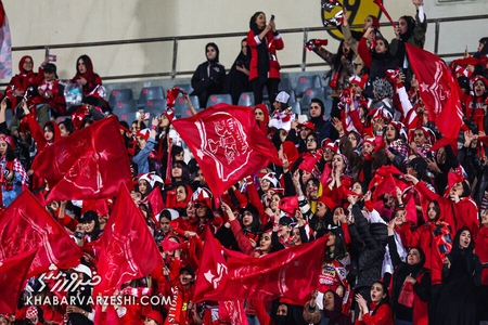 دربی زنان پرسپولیس و استقلال با تخفیف ۹۰ درصدی بلیت‌فروشی