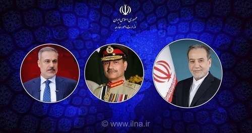 گفت‌وگوی عراقچی با وزیر خارجه ترکیه و فرمانده ارتش پاکستان درباره تحولات منطقه