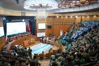رزمایش روی نقشه مقابله با جنگ ترکیبی در دافوس ارتش برگزار شد