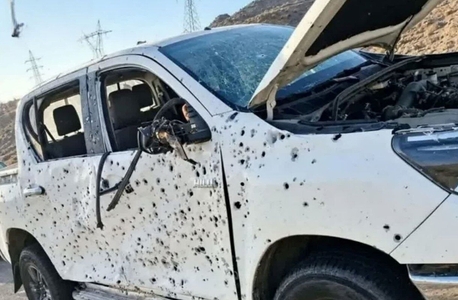 ترور معاون فرهنگی فراجا در زاهدان با انفجار بمب کنار جاده‌ای