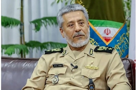 هشدار دریادار سیاری: توانایی هدف قرار دادن ناوهای آمریکایی را داریم
