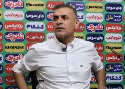 واکنش سرمربی ذوب‌آهن به اعتراض زودهنگام هواداران در پیروزی دراماتیک مقابل پیکان