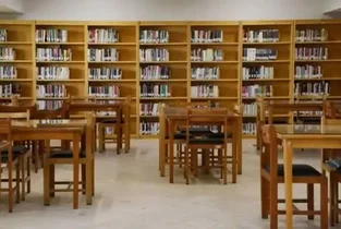 ۸۴ کتابخانه عمومی در استان مرکزی فعال است