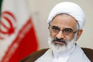 حاجی صادقی: حضور آگاهانه و وحدت، شکست دشمن را ماندگار می‌کند