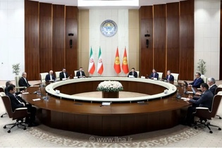 رئیس‌جمهور ایران و قرقیزستان بر توسعه روابط دوجانبه و همکاری‌های منطقه‌ای تاکید کردند