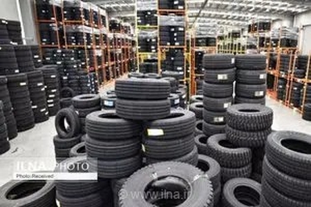 کشف محموله ۱۰ میلیارد تومانی لاستیک‌های قاچاق در یک واحد صنفی حاشیه شهر قزوین