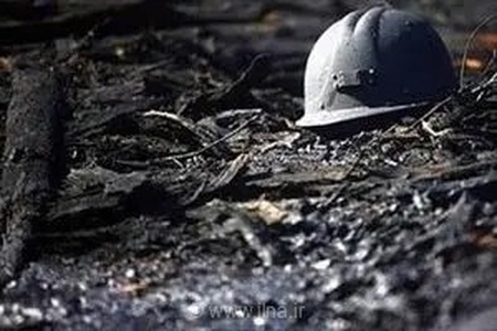 پیگیری اصلاح عناوین شغلی و بازنشستگی کارگران معدن تخت مینودشت