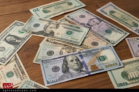 قیمت دلار در بازار آزاد به 240 هزار تومان رسید