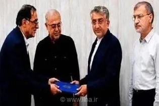 تجلیل رئیس بنیاد شهید از شهردار بندرعباس به پاس اقدامات برجسته در ترویج فرهنگ ایثار و شهادت