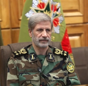 سربازان عزیز سرمایه عظیم انسانی و ارکان دفاع از حقانیت، شرافت هستند
