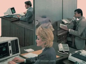 بازگشت نوستالژیک به دهه ۱۹۸۰؛ چگونه طراحی داخلی دفاتر اداری قدیمی الهام‌بخش معماران مدرن شده است؟