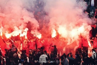 حضور پرشور هواداران پرسپولیس در ورزشگاه نقش جهان اصفهان