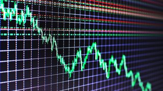 نزدیک به یک میلیارد دلار شرط‌بندی ارز دیجیتال در پی سقوط بیت‌کوین، اتر و XRP از بین رفت