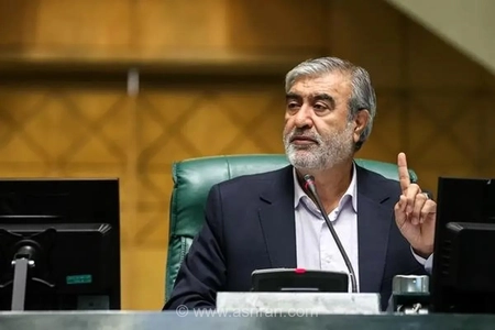 اعلام شرط ایران برای خروج آمریکا از منطقه از سوی رئیس کمیسیون امنیت ملی