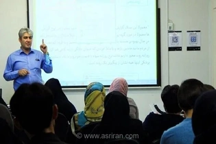 ایران از جهان علم عقب افتاده است/ نظریه‌پردازی در دانشگاه خلاقیت ندارد