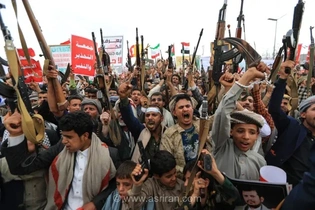 تشدید تنش‌ها در دریای سرخ؛ محاصره دریایی عربستان با حملات متقابل موشکی و هوایی یمن شمالی