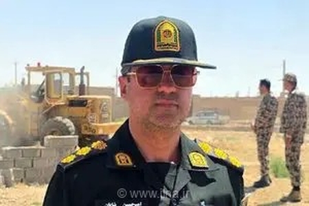 پلمپ ۵ باغشهر غیرمجاز در منطقه قلات فارس با اجرای حکم قضایی دادستانی صدرا