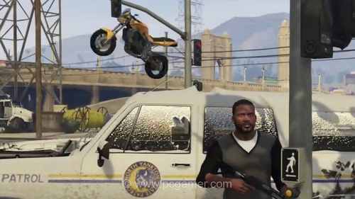 تجربه رانندگی در دنیای دیوانه‌وار GTA 5؛ وقتی ماشین‌ها بدون اصطکاک و خارج از کنترل هستند