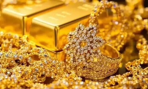 کشف طلا و جواهرات سرقتی در مراغه و دستگیری متهم به برادرکشی در میانه