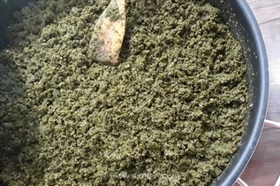 چگونه تلخی سبزی سرخ شده را بگیریم ؟ از قورمه سبزی و خورشت کرفس تا انواع کوکو